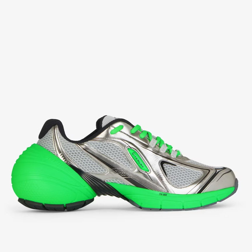 Men MX Runner Sneakers In Mesh