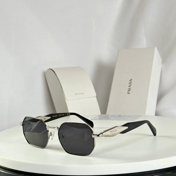 Luxury & Designer Rectangle Shape Sunglass For Women