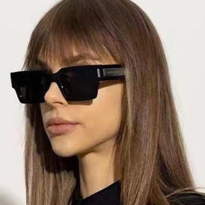 Classic line Luxurious Arms Sunglasses For Women