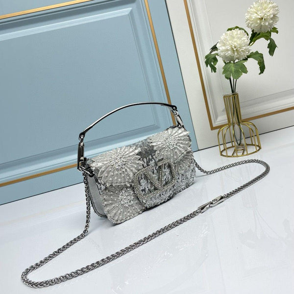 Luxurious Handbags for Quality Lover Womens