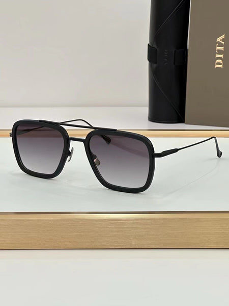 Luxury Thin Metal  Designer Square Fame Sunglass