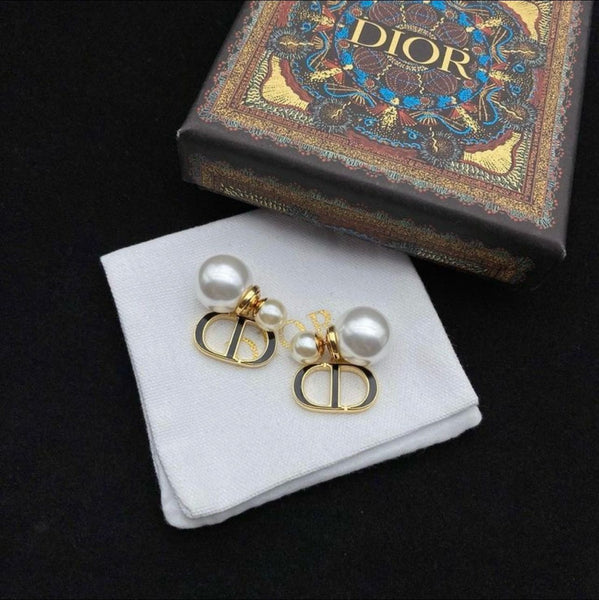 Pearl and black enamel CD Earrings