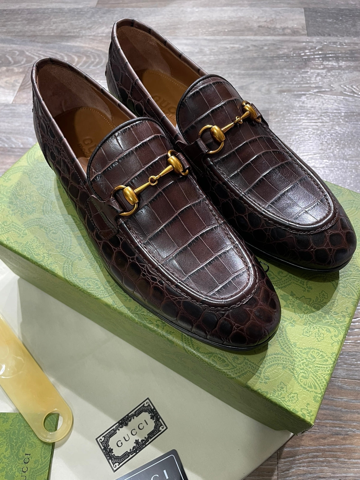 Crocodile Pattern Loafers