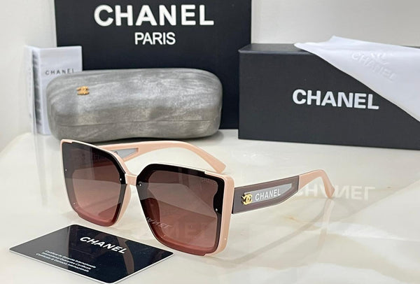 Women Sunglass By Luxury Fashion Brand