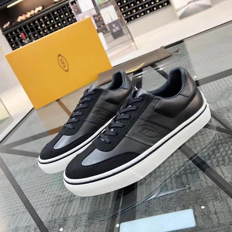 Smooth leather sneakers