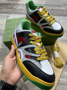 Low Top Basket Sneaker