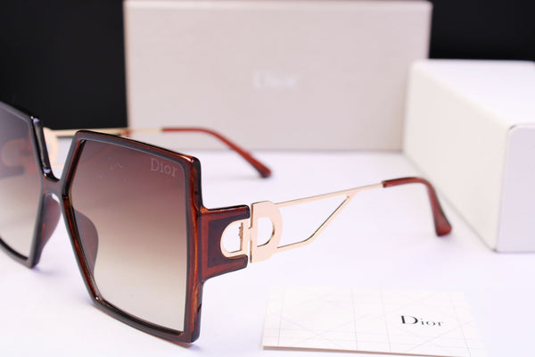 Montaigne Square Sunglasses