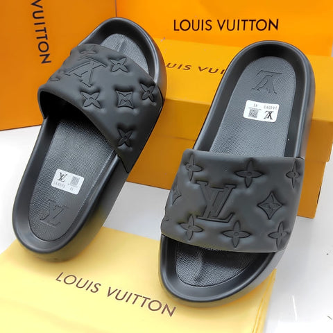 Embossed Rubber Slippers For Men