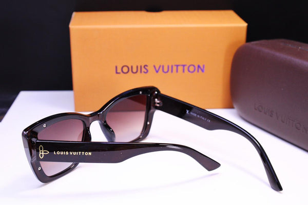 Large Golden Detailed Frame Sunglass