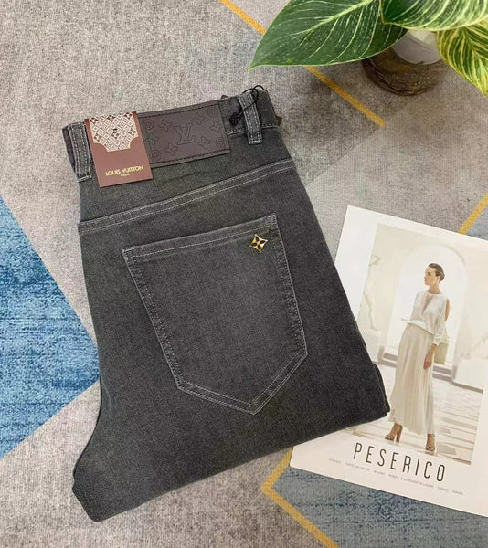 Trendy Super Comfortable Grey Jean For Men