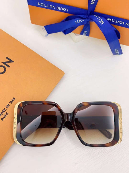 Moon Square Sunglasses