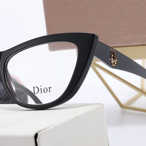 Elegant & Fashionable Cat Eye Frames Sunglass For Women