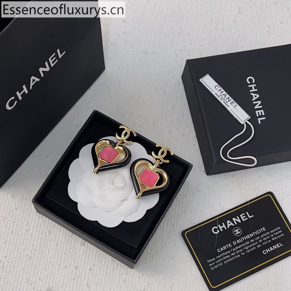 CC Gold Tone Heart Black Enamel Pink Resin Earrings