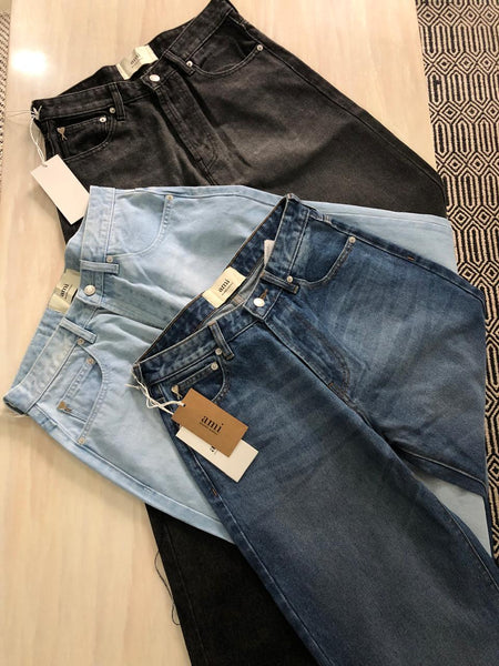 Wide Jeans with 5-Pocket Styling