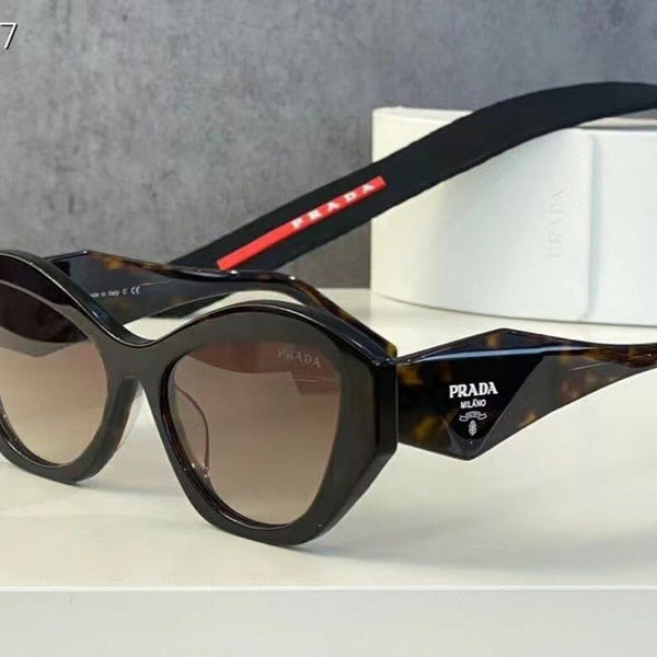 Elegant and Stylish  Cat Eye Sunglass