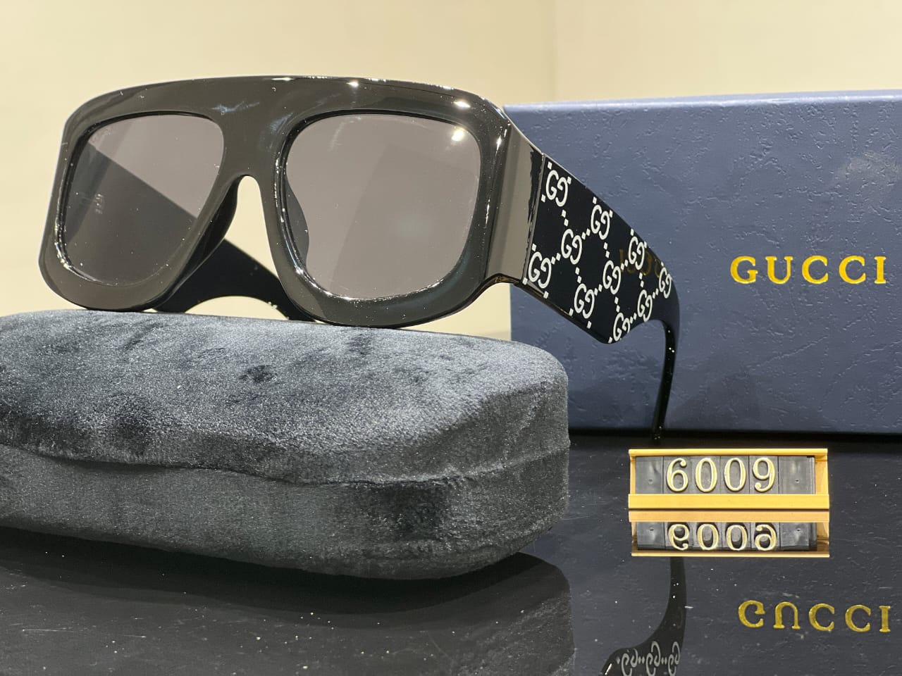 GG Street Pilot-Frame Sunglasses For Men