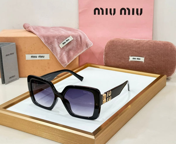 Luxury Rectangular Shape Initial Logo Sunglasses