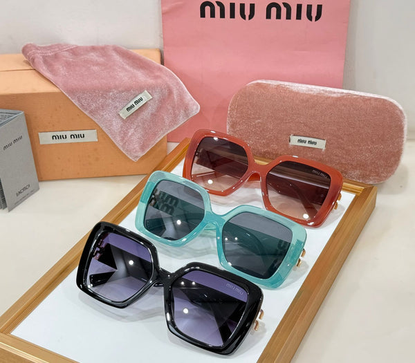 Luxury Rectangular Shape Initial Logo Sunglasses