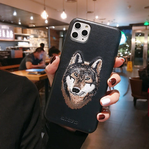 Santa Barbara Wolf Back Case Cover for Apple iPhone 11, 12, 13 & 14 Series