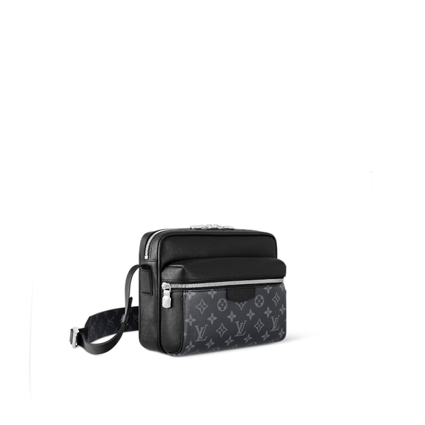 Premium Outdoor Messenger