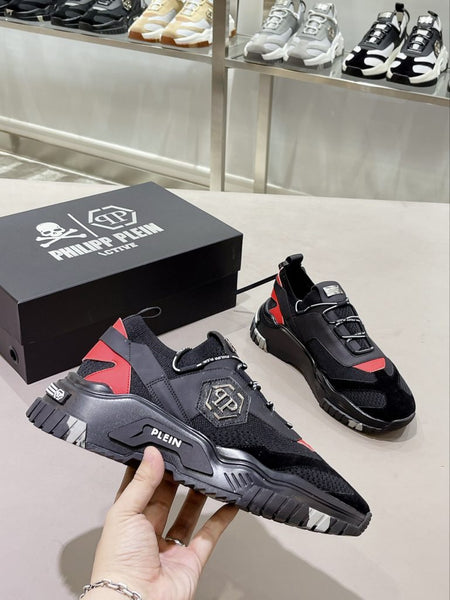 Men Premium Predator Sneakers