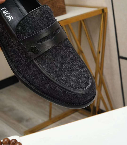 Men Branded Oblique Jacquard Loafers