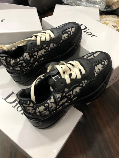 Premium Logo Print Low Top-Sneakers