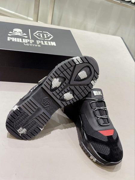 Men Premium Predator Sneakers