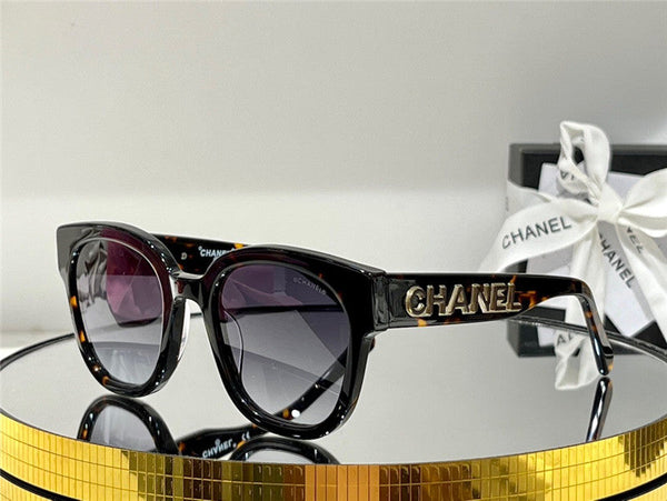 Women Latest Over-Size Sunglasses With Logo Initials