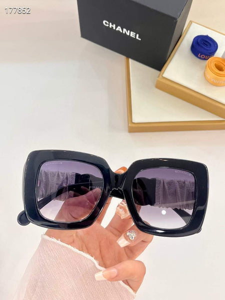 Luxury Branded Arm Square Sunglasses