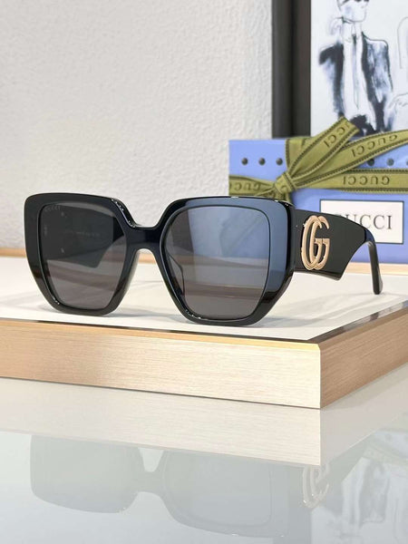 Women Branded Geometric Sunglasses